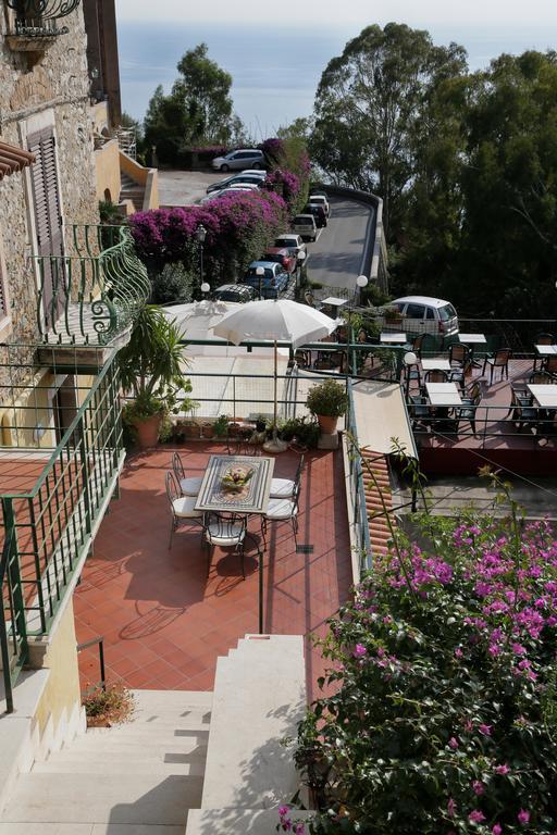 Casa Costa Daire Taormina Oda fotoğraf